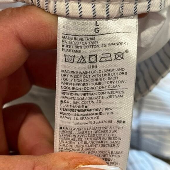 Old Navy Everyday Shorts High Rise Cotton Blend Stretch Stripe Blue White Size L - Picture 7 of 8